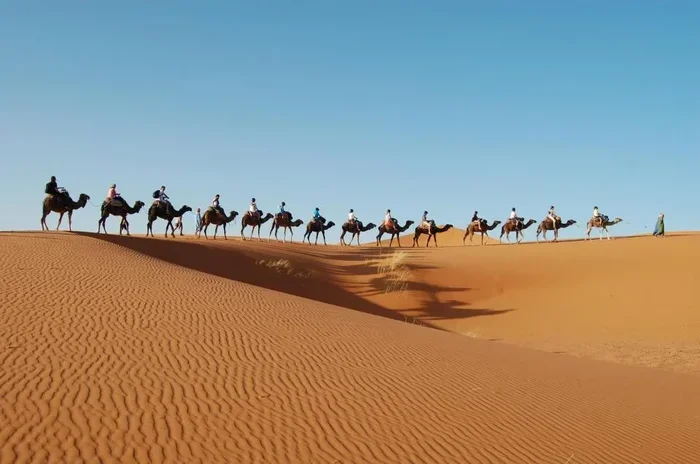 Tour 8 Dias Desde Marrakech a Erg Chebbi