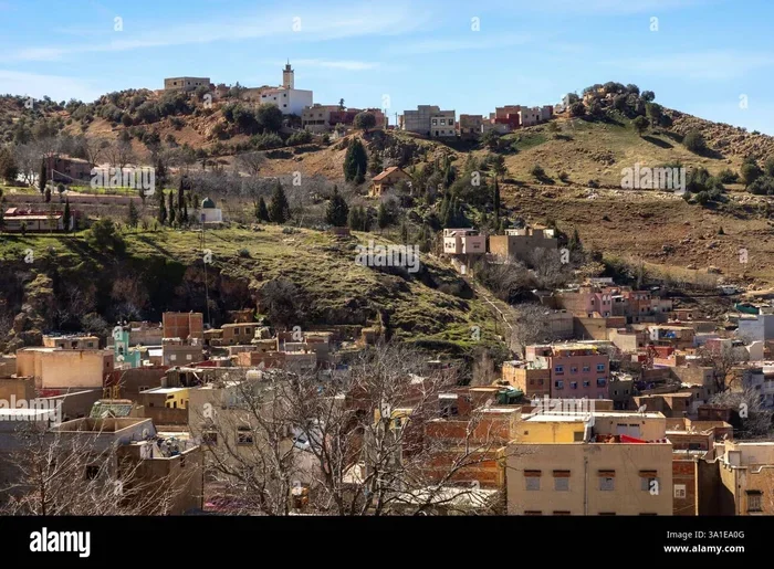 Tour 15 Dias Desde Fez a Ifrane